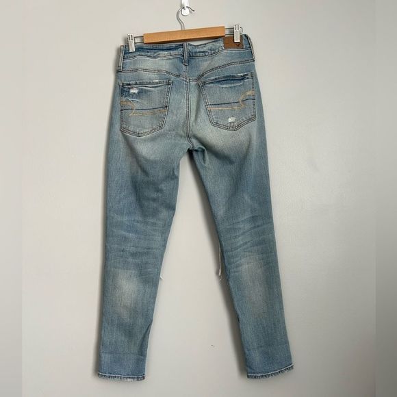 American Eagle Outfitters Tomgirl Destroyed Jeans - Picture 8 of 10